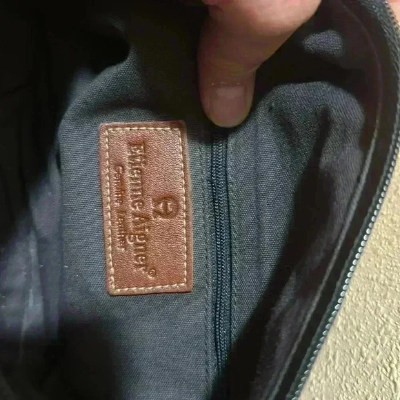 Etienne Aigner Crossbody - Picture 6 of 8